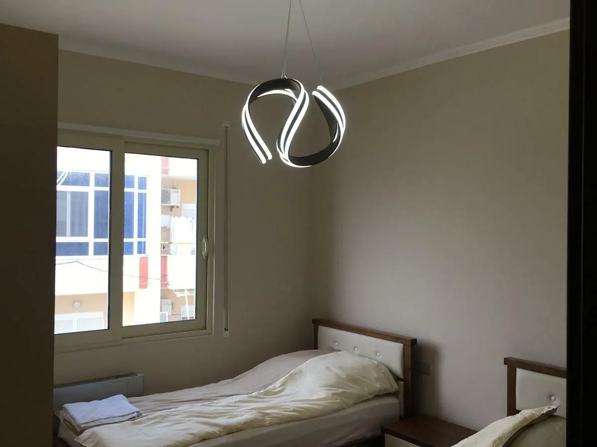Sunny Beach Apartment Vlora