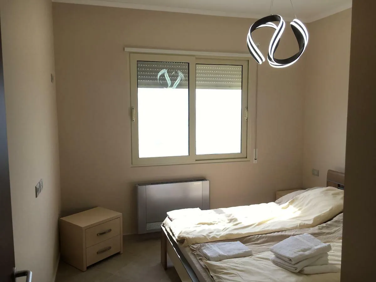 Sunny Beach Apartment Vlora